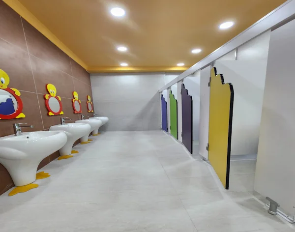 Çocuklarımıza uygun lavabo alanımız